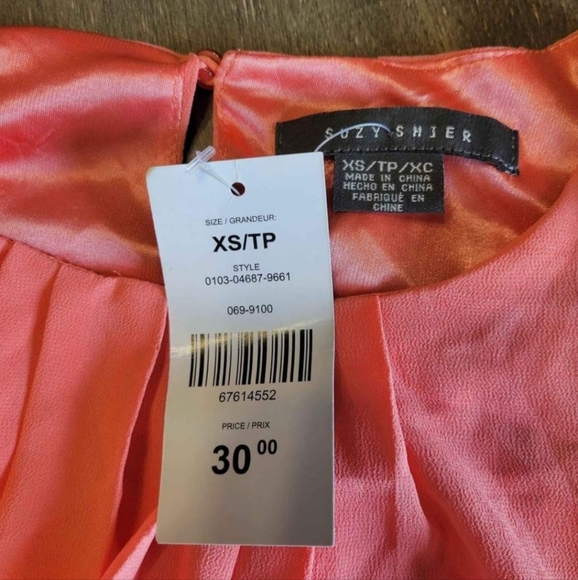 Xsmall Suzy Shier Coral Top - Picture 2 of 2